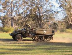 PG电子官方-黄蜂群起蛰热火，戈贝尔一柱定天—防守巨塔如何化身关键先生